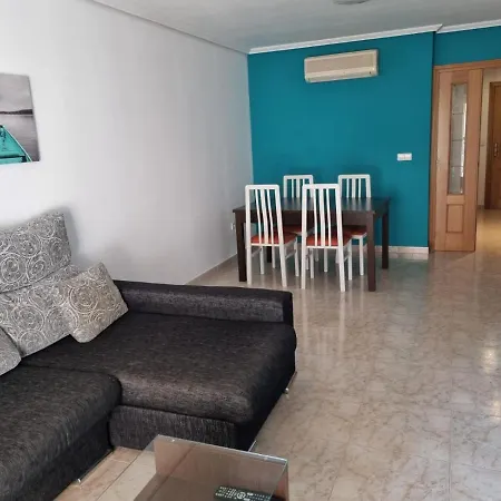 Piso Amplio Con Todas Las Comodidades
