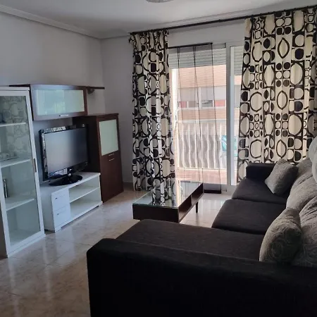 Piso Amplio Con Todas Las Comodidades * Benicarló